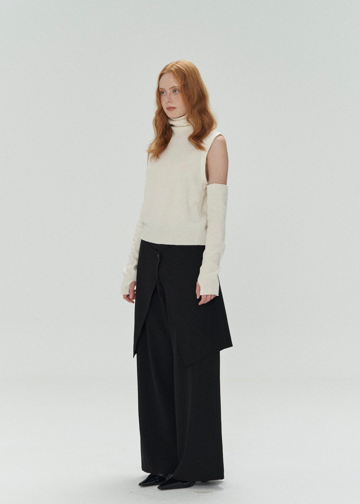 Slit Two-Piece Trousers