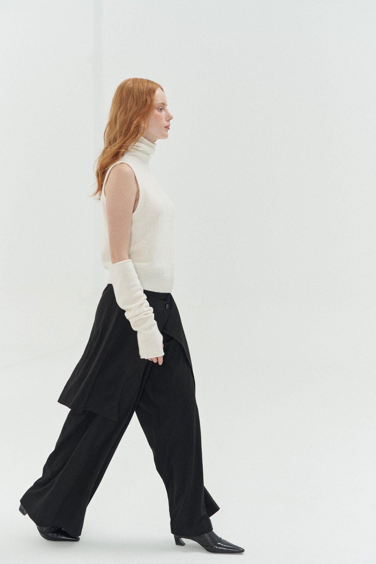 Slit Two-Piece Trousers